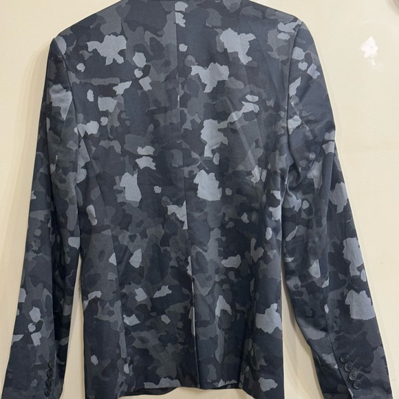 Guess Men's XS Camouflage Blazer - Picture 2 of 4